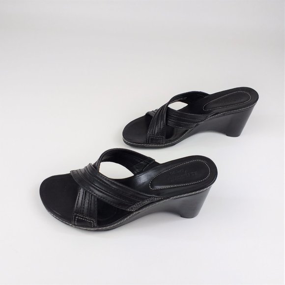 Easy Spirit Black Leather Wedge Sandals 7M - Picture 3 of 8